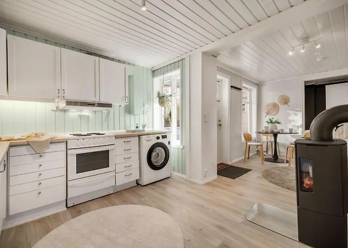 Apartmán Central With Balcony, Self-check In & Private Entrance