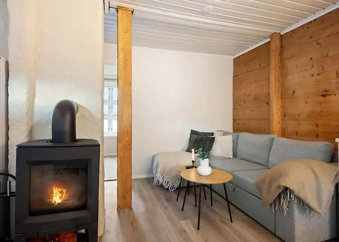 Central With Balcony, Self-check In & Private Entrance דירה ברגן